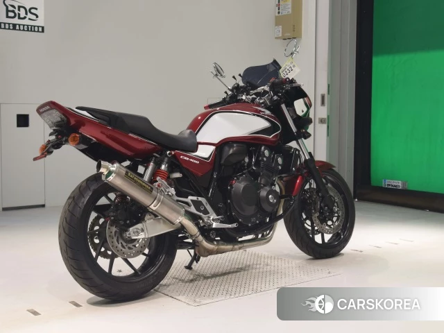 Проданный Honda CB400SF ABS 2018 из Японии, фото 2