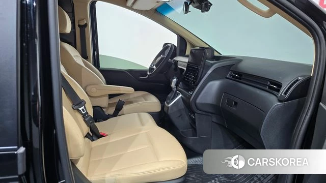 Hyundai Staria id 4692116 из Кореи 18