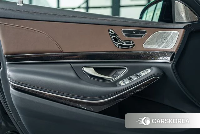 Mercedes-Benz S-class id 4217503 из Китая 18