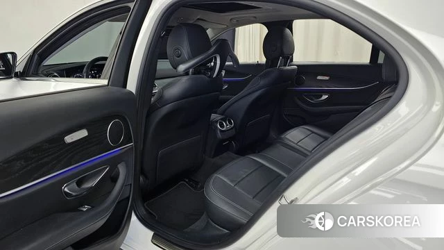 Mercedes-Benz E-Class W213 id 4496540 из Кореи 18