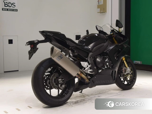 Проданный Honda CBR1000RR-R FIREBLADE SP 2021 из Японии, фото 2