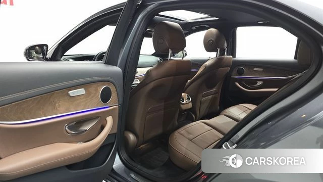 Mercedes-Benz E-Class W213 id 4224554 из Кореи 18