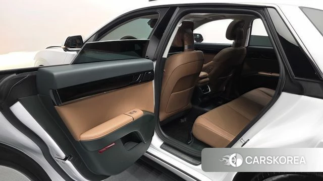 Hyundai Grandeur (GN7) id 4432701 из Кореи 18