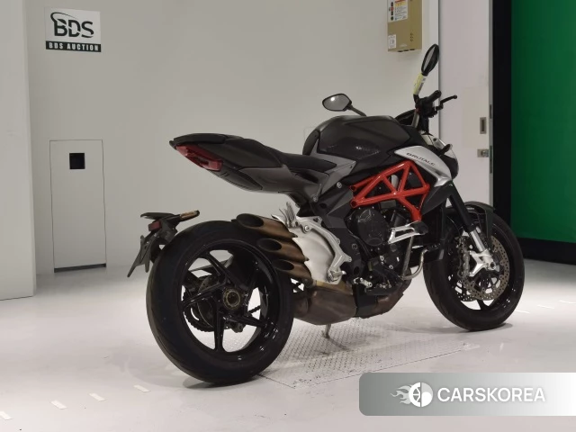 Проданный MV AGUSTA BRUTALE 800 id 4171506 из Японии, фото 2