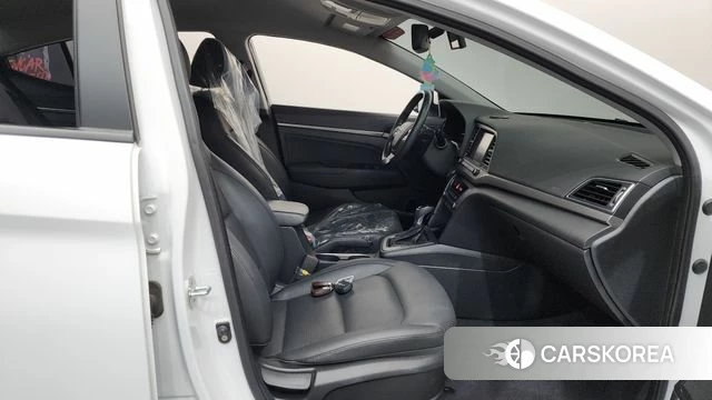 Hyundai Avante AD id 4397985 из Кореи 18