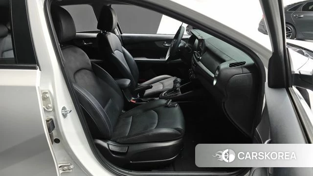 Kia Come New K3 id 4389968 из Кореи 18