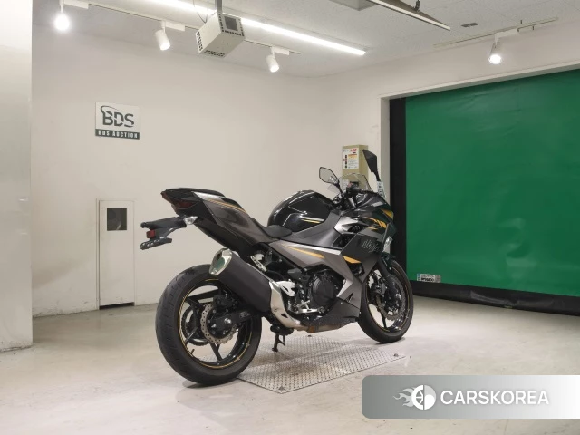 Проданный Kawasaki NINJA 400 id 4023205 из Японии, фото 2