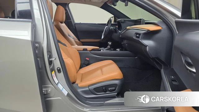 Lexus UX250h id 4746670 из Кореи 18