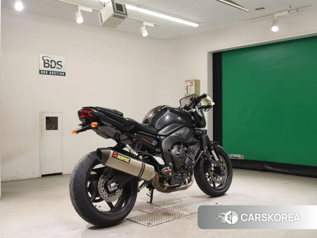 Проданный Yamaha FZ1-N 2011 из Японии, фото 2