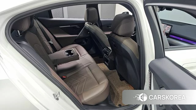 BMW 5 Series (G60) id 4185589 из Кореи 18