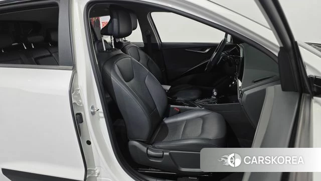 Kia Di Ol Nu Niro id 4592779 из Кореи 18