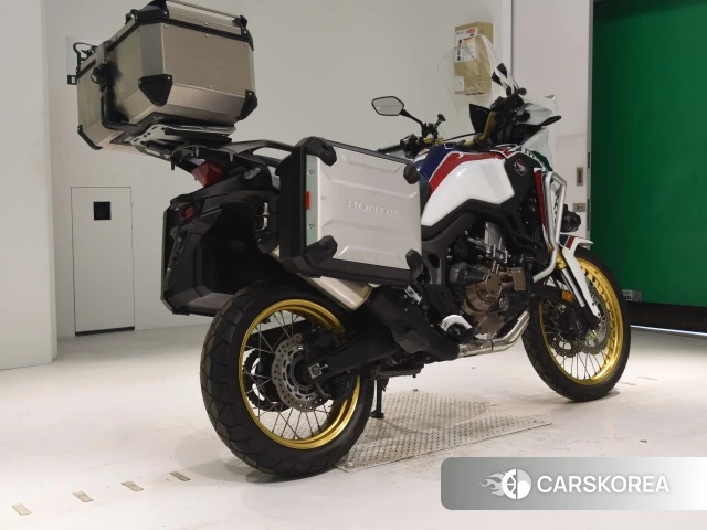 Проданный Honda CRF1000L AFRICA TWIN 2016 из Японии, фото 2