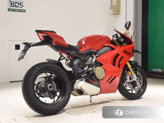 Проданный Ducati PANIGALE V4 S 2023 из Японии