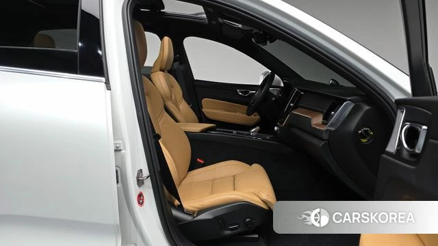 Volvo XC60 second Generation id 4501100 из Кореи 18