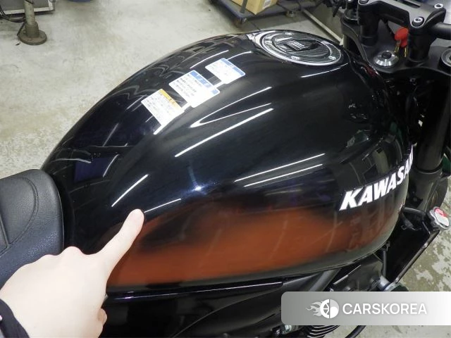Kawasaki Z900RS CAFE id 3949140 из Японии 18