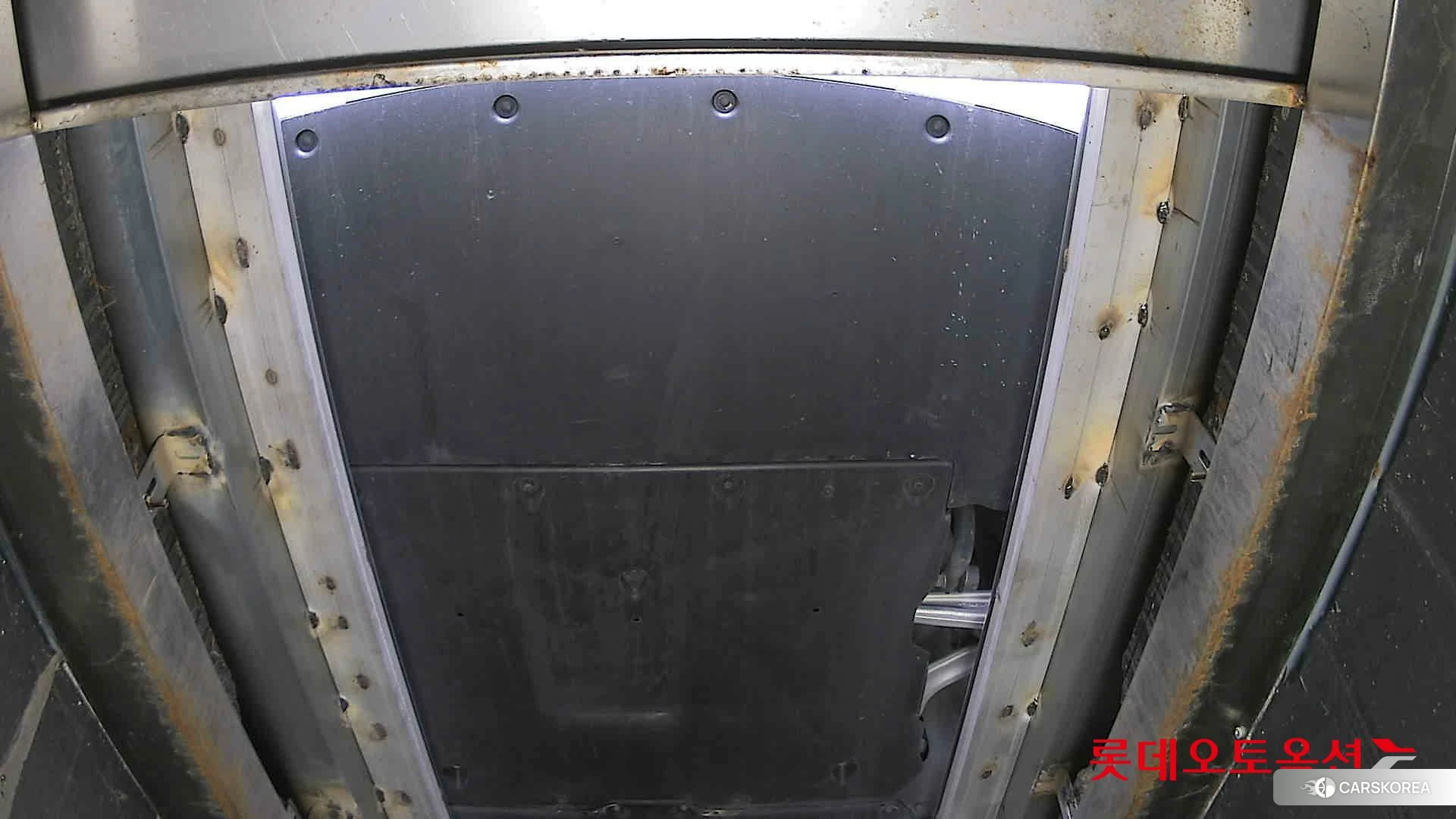 Tesla Model Y RWD id 3888283 из Кореи 18