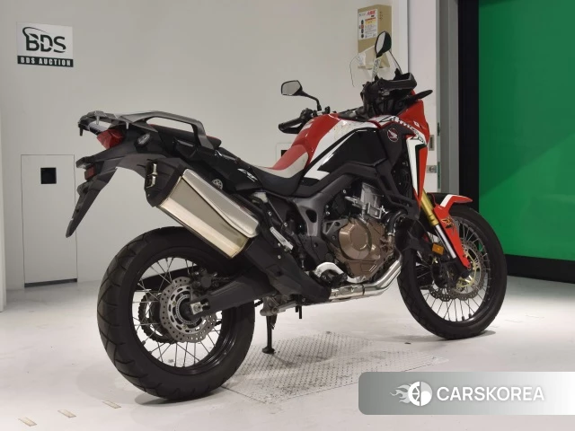 Проданный Honda CRF1000L AFRICA TWIN 2016 из Японии, фото 2