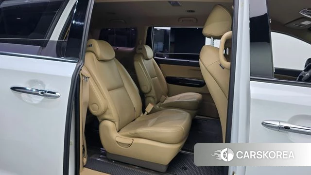 Kia The New Carnival id 4471551 из Кореи 18