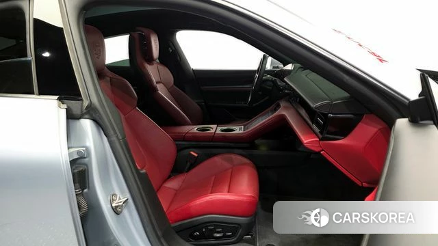 Porsche Taycan id 4293445 из Кореи 18