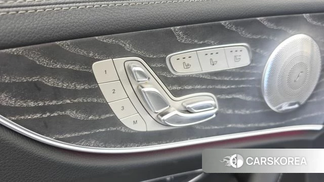 Mercedes-Benz E-Class W213 id 4775430 из Кореи 18