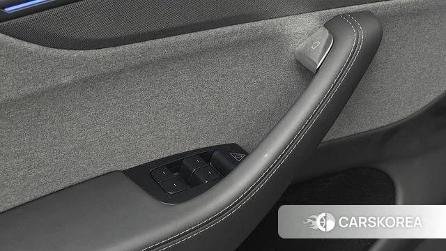 Tesla Model Y id 4778051 из Кореи 18