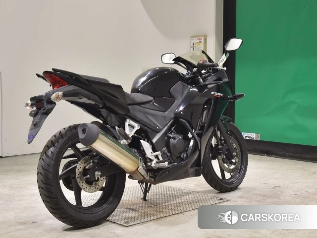 Проданный Honda CBR250R 2015 из Японии