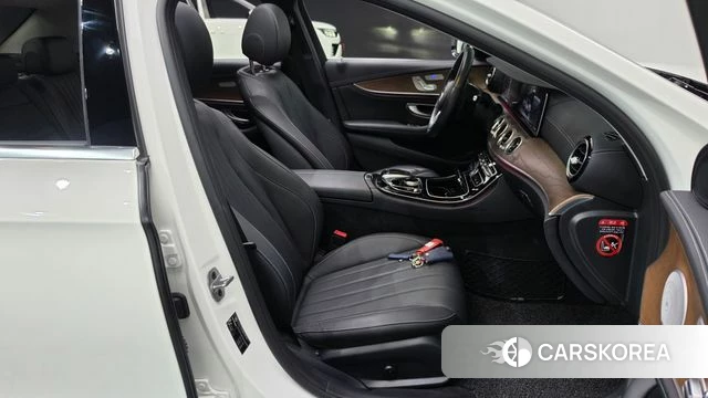 Mercedes-Benz E-Class W213 id 4732582 из Кореи 18
