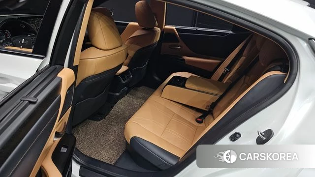 Lexus ES300h 7th generation id 4266100 из Кореи 18
