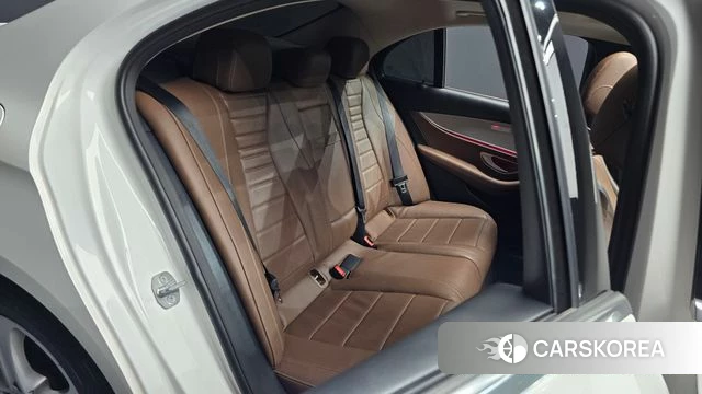 Mercedes-Benz E-Class W213 id 4520930 из Кореи 18
