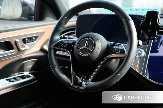 Mercedes-Benz E-class id 4264919 из Китая 18