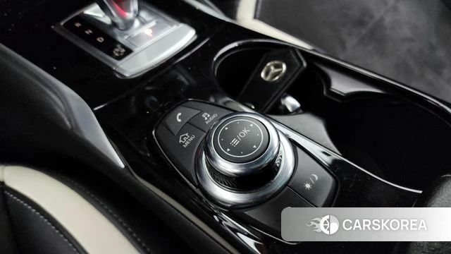 Infiniti Q30 id 4345638 из Кореи 18