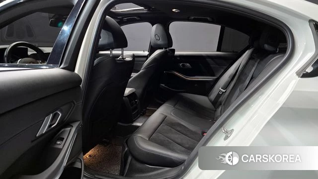 BMW 3 Series (G20) id 4187356 из Кореи 18