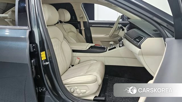 Genesis G90 id 4370855 из Кореи 18
