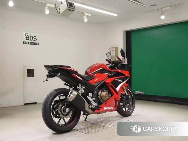Проданный Honda CBR400R 2023 из Японии, фото 2
