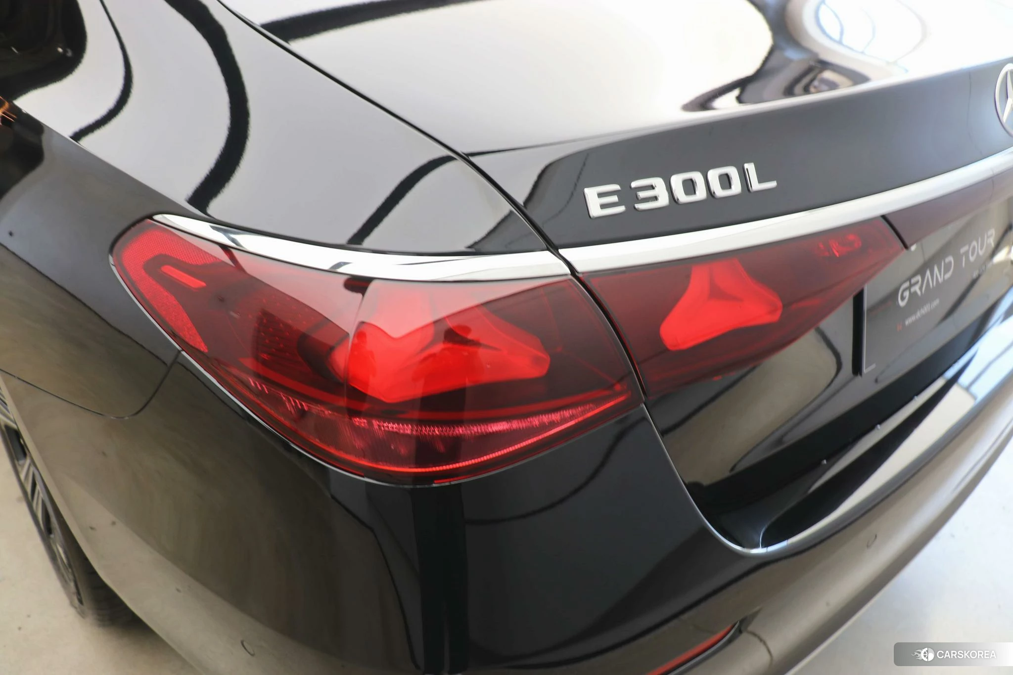 Mercedes-Benz E-class id 4426812 из Китая 18