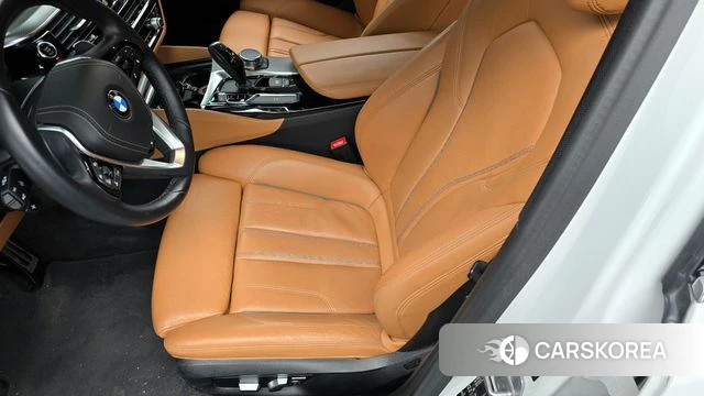 BMW 5 Series (G30) id 4203777 из Кореи 18