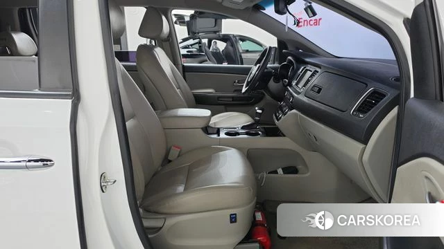 Kia The New Carnival id 4882338 из Кореи 18
