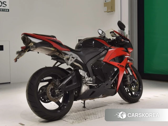 Проданный Honda CBR600RR id 4155444 из Японии, фото 2