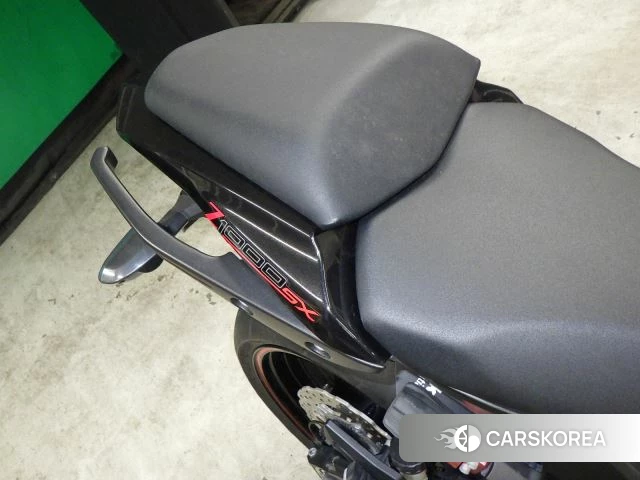Kawasaki NINJA 1000 ABS id 3946815 из Японии 18