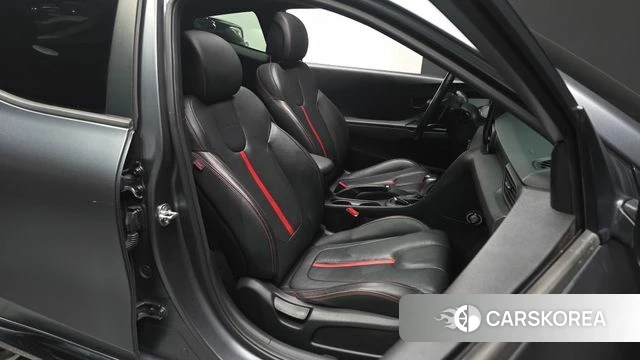Hyundai Veloster (JS) id 4642830 из Кореи 18