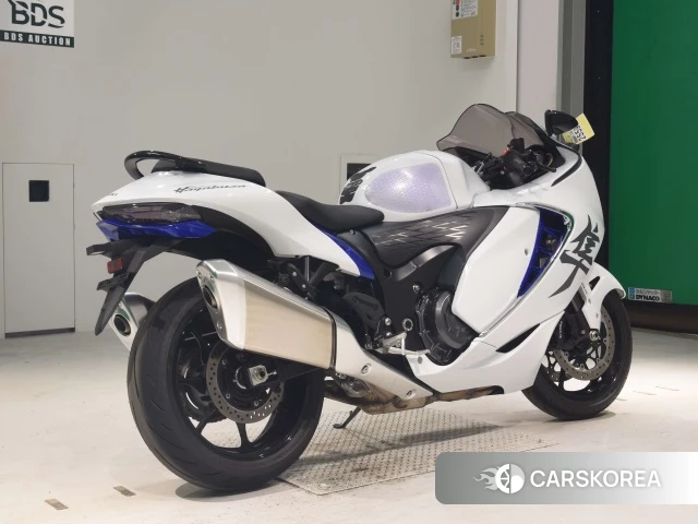 Проданный Suzuki GSX1300R HAYABUSA 2023 из Японии