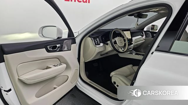 Volvo XC60 second Generation id 4487706 из Кореи 18
