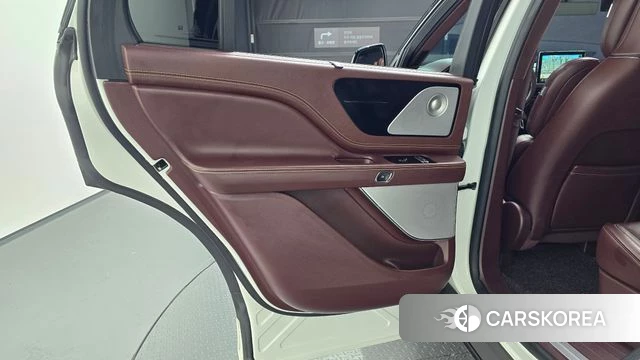 Lincoln Aviator 2nd generation id 4490060 из Кореи 18