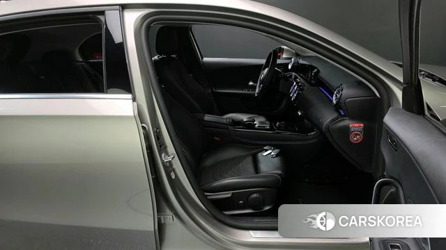 Mercedes-Benz A-Class W177 id 4424379 из Кореи 18
