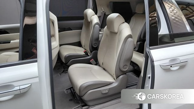 Kia Carnival 4th generation id 4905237 из Кореи 18