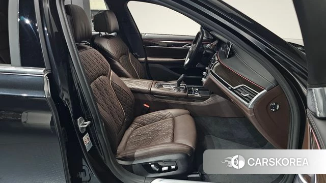 BMW 7 Series (G11) id 4707382 из Кореи 18