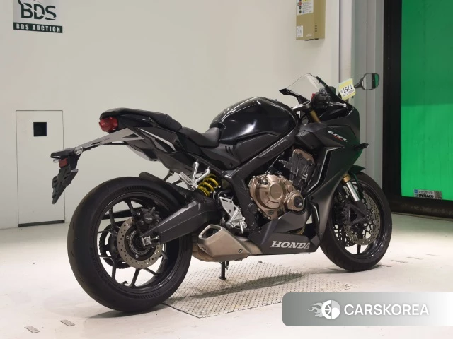 Проданный Honda CBR650R id 4056833 из Японии