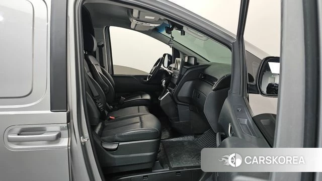 Hyundai Staria id 4422240 из Кореи 18