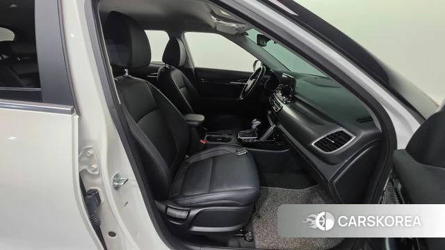 Kia Seltos id 4187060 из Кореи 18