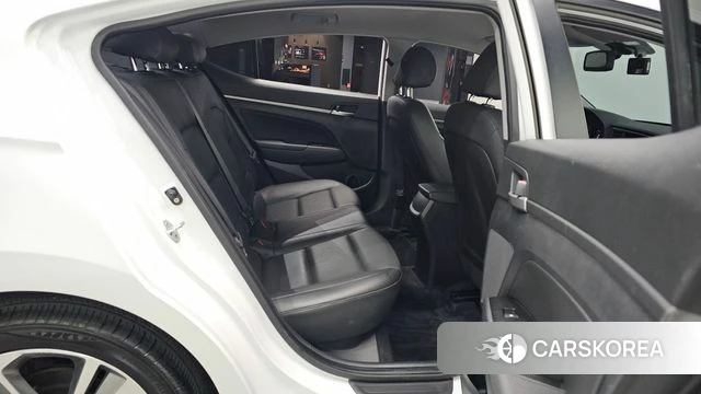 Hyundai Avante AD id 4251248 из Кореи 18